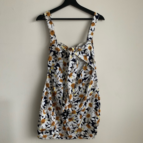 Tie-back Sunflower Print Dress - Picture 2 of 8
